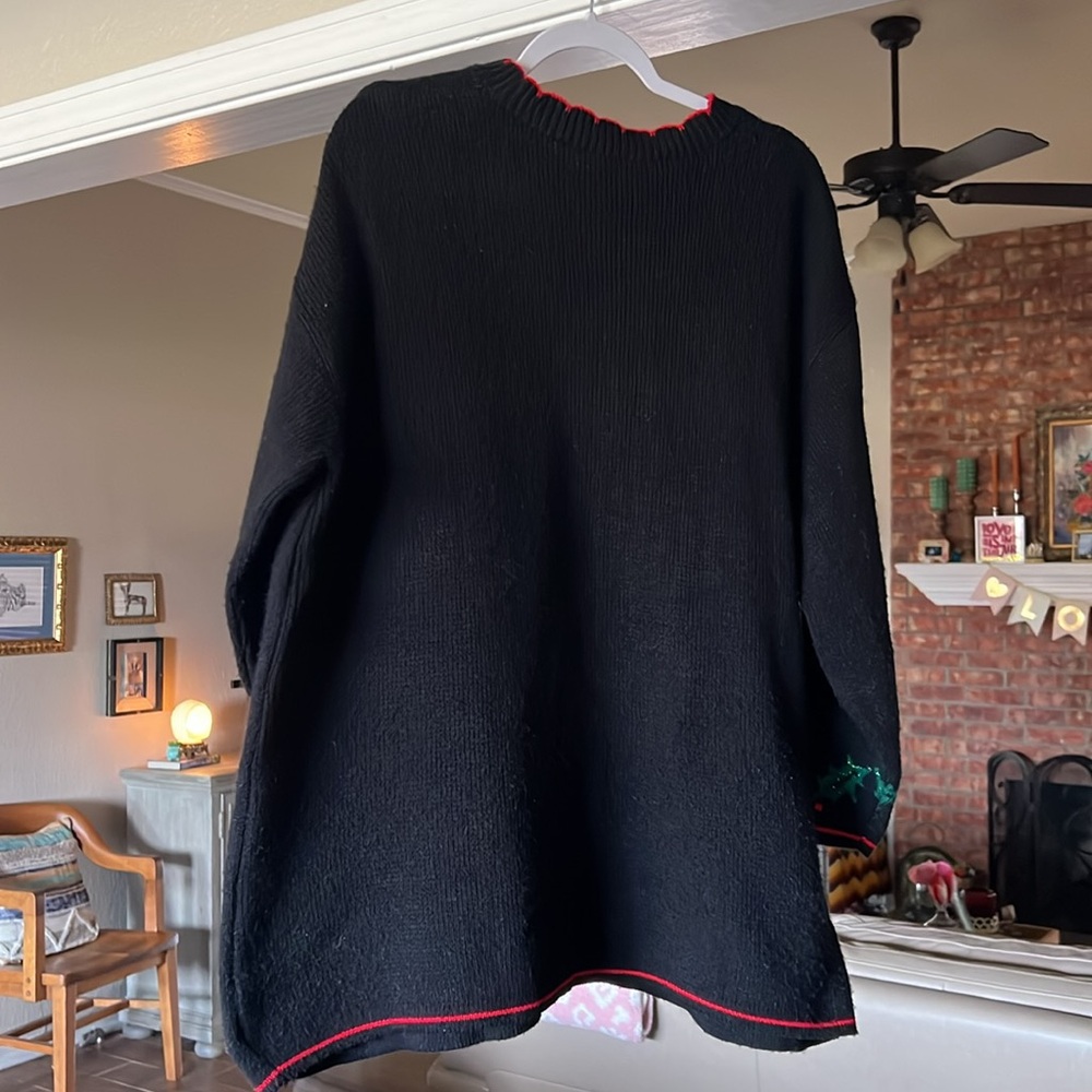 Nutcracker kitten sweater size 3X. For men or women. - Picture 4 of 7